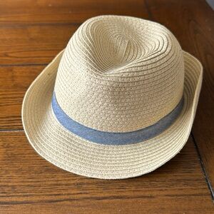 12-24 month Straw Hat - Excellent condition!